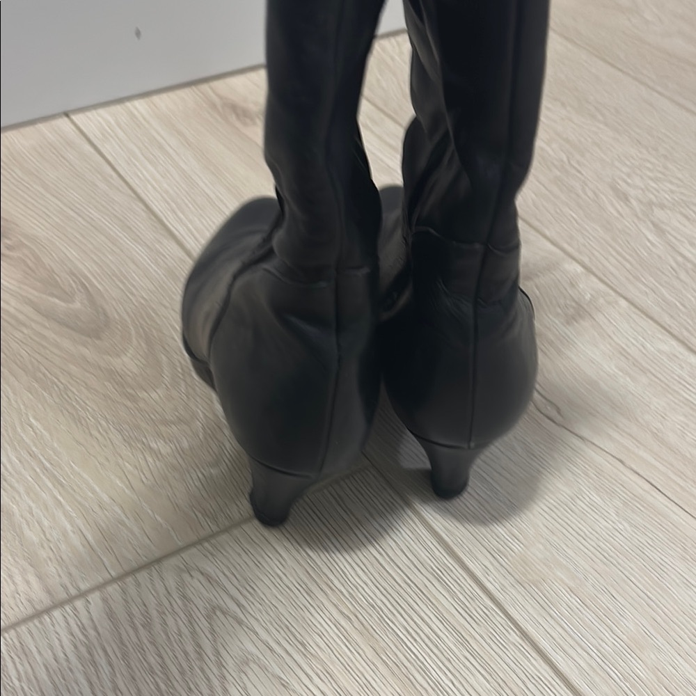 Black Heeled Boots with Tapered Heel and Rounded Toe - Picture 8 of 12